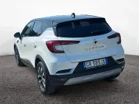 Usata Renault Captur Techno 101 CV (74 kW) 2023 Bianco SUV