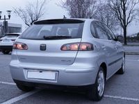 Usata Seat Ibiza 69 CV (50 kW) 2006 Argento Utilitaria