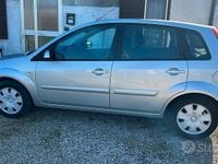 Usata Ford Fiesta 2008 Grigio Utilitaria