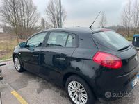 Usata Fiat 1600 120 CV (88 kW) 2008 Nero Berlina