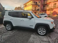 Usata Jeep Renegade Longitude 140 CV (102 kW) 2015 Bianco SUV