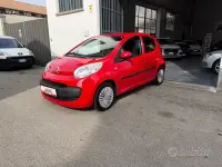 Gebraucht Citroën C1 68 PS (50 kW) 2007 Rot Kleinwagen