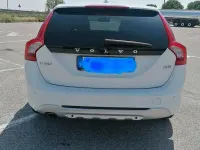 Usata Volvo V60 Momentum 136 CV (100 kW) 2012 Bianco Station wagon