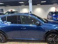 Usata Lancia Ypsilon 61 kW (84 CV) 2024 Blu Utilitaria