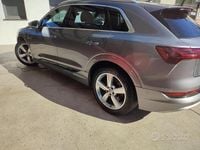 Usata Audi e-tron Comfort 230 kW (313 CV) 2019 Grigio SUV