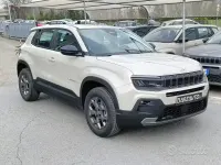 Nieuw Jeep Avenger Longitude Plus 101 PK (74 kW) 2026 Grijs SUV