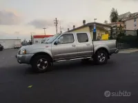 Usata Nissan Navara 174 CV (127 kW) 2005 Pick-up