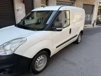 Usata Opel Combo 90 CV (66 kW) 2016 Other Monovolume