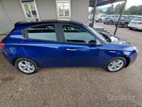 Usata Alfa Romeo Giulietta Distinctive 120 CV (88 kW) 2016 Blu Utilitaria