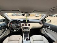 Usata Mercedes A180 Business 109 CV (80 kW) 2016 Nero Berlina