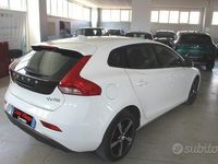 Usata Volvo V40 Business Edition 120 CV (88 kW) 2016 Bianco Station wagon