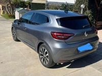 Usata Renault Clio V Techno 101 CV (74 kW) 2023 Grigio Berlina