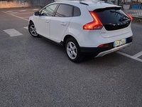 Usata Volvo V40 CC 120 CV (88 kW) 2018 Bianco Station wagon