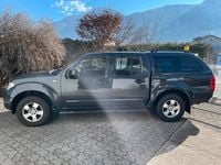 Usata Nissan Navara 174 CV (127 kW) 2006 Grigio Pick-up