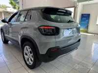 Usata Jeep Avenger Altitude 101 CV (74 kW) 2025 Grigio SUV