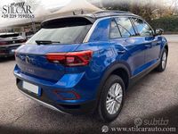 Usata VW T-Roc 150 CV (110 kW) 2023 Blu SUV