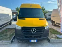 Usata Mercedes Sprinter 120 CV (88 kW) 2020 Giallo Furgone