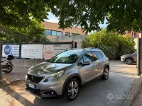 Usata Peugeot 2008 Allure 99 CV (72 kW) 2017 Nero SUV