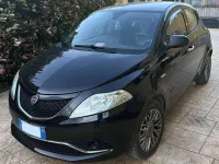 Usata Lancia Ypsilon 69 CV (50 kW) 2016 Nero Utilitaria