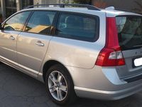 Usata Volvo V70 Momentum 163 CV (119 kW) 2008 Argento Station wagon