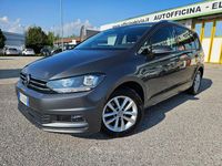 Usata VW Touran Comfortline 116 CV (85 kW) 2018 Gray Monovolume