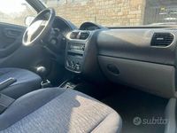 Usata Opel Corsa Comfort 58 CV (42 kW) 2002 Verde Utilitaria