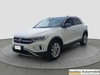 Usata VW T-Roc Style 110 CV (80 kW) 2023 Bianco/ tetto nero SUV