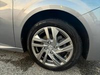 Usata Peugeot 208 Active 102 CV (75 kW) 2020 Grigio Utilitaria