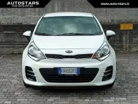 Usata Kia Rio 90 CV (66 kW) 2017 Bianco Berlina