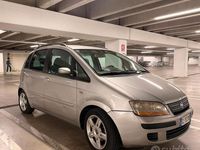 Usata Fiat Idea 101 CV (74 kW) 2004 Grigio Monovolume