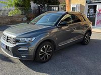 Usata VW T-Roc Style 116 CV (85 kW) 2018 Grigio scuro SUV