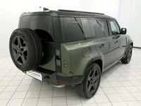 Usata Land Rover Defender SE Dynamic 200 CV (147 kW) 2025 Verde SUV