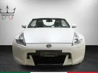 Usata Nissan 370Z 332 CV (244 kW) 2011 Bianco Cabrio