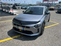 Usata Lancia Ypsilon 110 CV (80 kW) 2024 Grigio Utilitaria