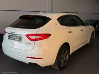 Usata Maserati Levante 430 CV (316 kW) 2017 Bianco SUV