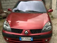 Usata Renault Clio Privilege 75 CV (55 kW) 2001 Rosso Berlina