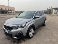 Usata Peugeot 3008 2019 Grigio SUV