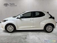 Usata Toyota Yaris Active 111 CV (81 kW) 2023 Bianco Utilitaria