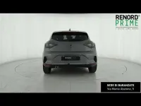Usata Renault Clio V Techno 91 CV (66 kW) 2025 Grigio scuro Berlina