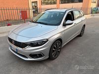 Usata Fiat Tipo Easy 120 CV (88 kW) 2019 Grigio Station wagon