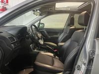 Usata Subaru Forester Style 149 CV (109 kW) 2019 Grigio SUV