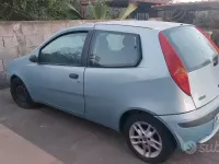 Usata Fiat Punto 80 CV (58 kW) 2000 Bluazzurro Utilitaria