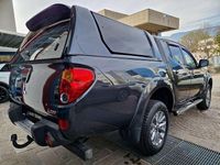 Usata Mitsubishi L200 Intense 178 CV (130 kW) 2011 Cosmos grau metallic Pick-up
