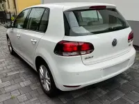 Usata VW Golf VI 122 CV (89 kW) 2012 Bianco Utilitaria