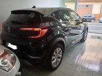 Usata Renault Captur RS Line 100 CV (73 kW) 2021 Blu SUV