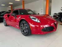 Usata Alfa Romeo 4C 241 CV (177 kW) 2015 Rosso Coupé
