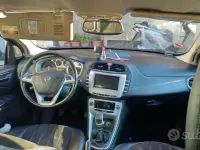 Usata Lancia Delta 120 CV (88 kW) 2010 Utilitaria