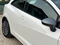 Usata Seat Ibiza CONNECT 75 CV (55 kW) 2016 Bianco Berlina