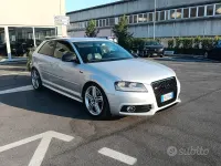 Usata Audi A3 Attraction 170 CV (125 kW) 2010 Grigio Utilitaria