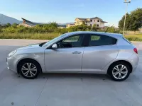 Usata Alfa Romeo Giulietta Exclusive 105 CV (77 kW) 2012 Argento Utilitaria
